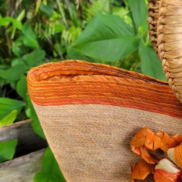 Flower Accent Straw Woven Wicker Bag Boho Beach Vacation Summer - Picture 8 of 9